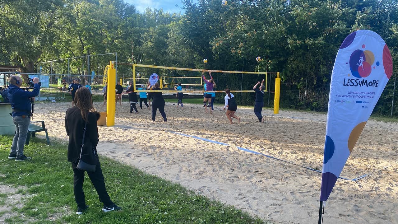 Training Day 1 - Beach Volley and International Workshop